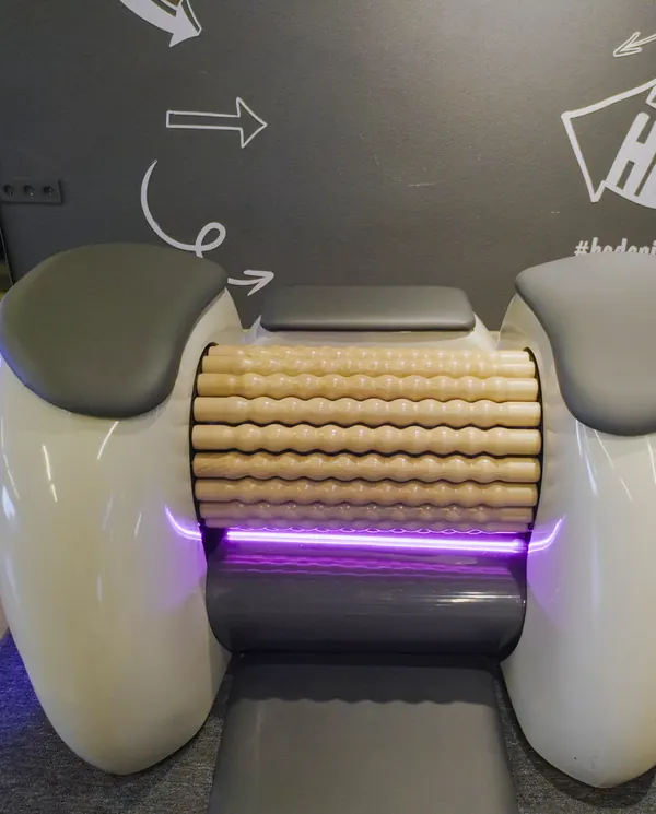 RollShape cihazının önden görünümü